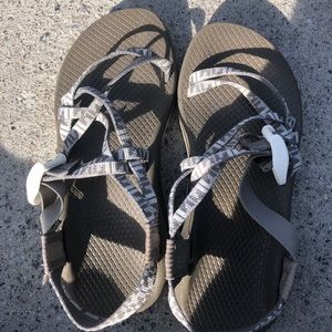 women’s chacos